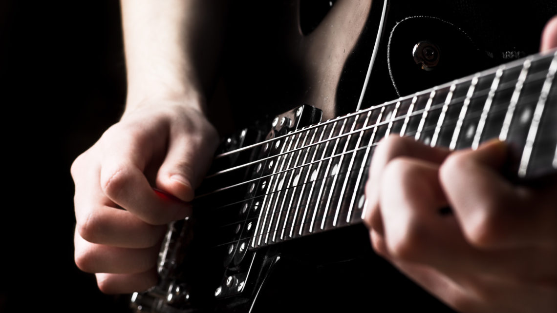 5 Reasons to take guitar lessons